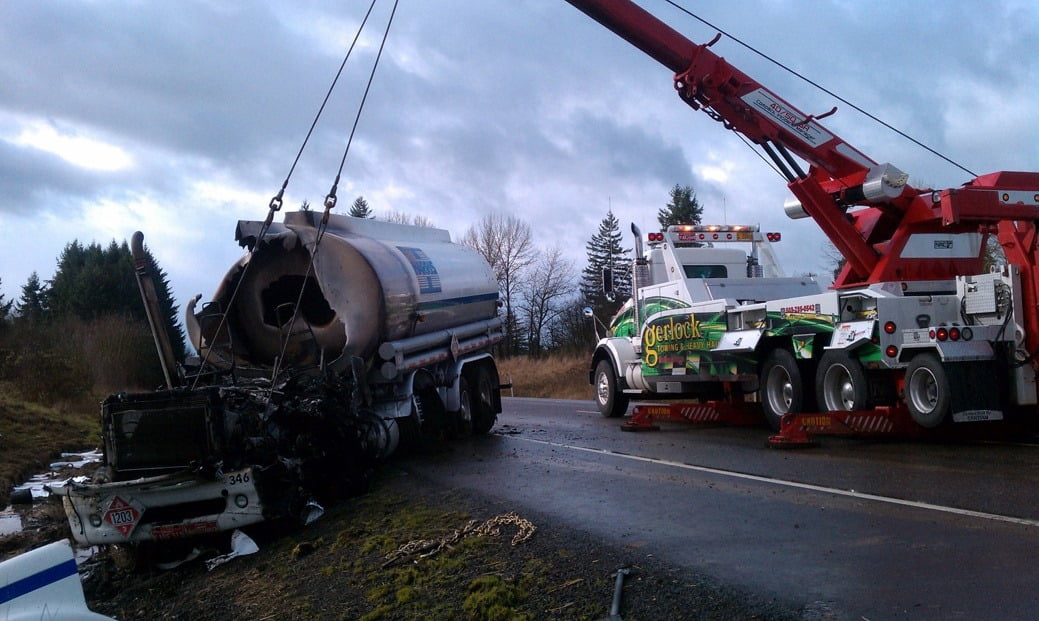 Gerlock Towing Heavy Recovery 01